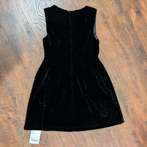 Eggka Women's Sleeveless Velvet Cinched Waist Puff Dress